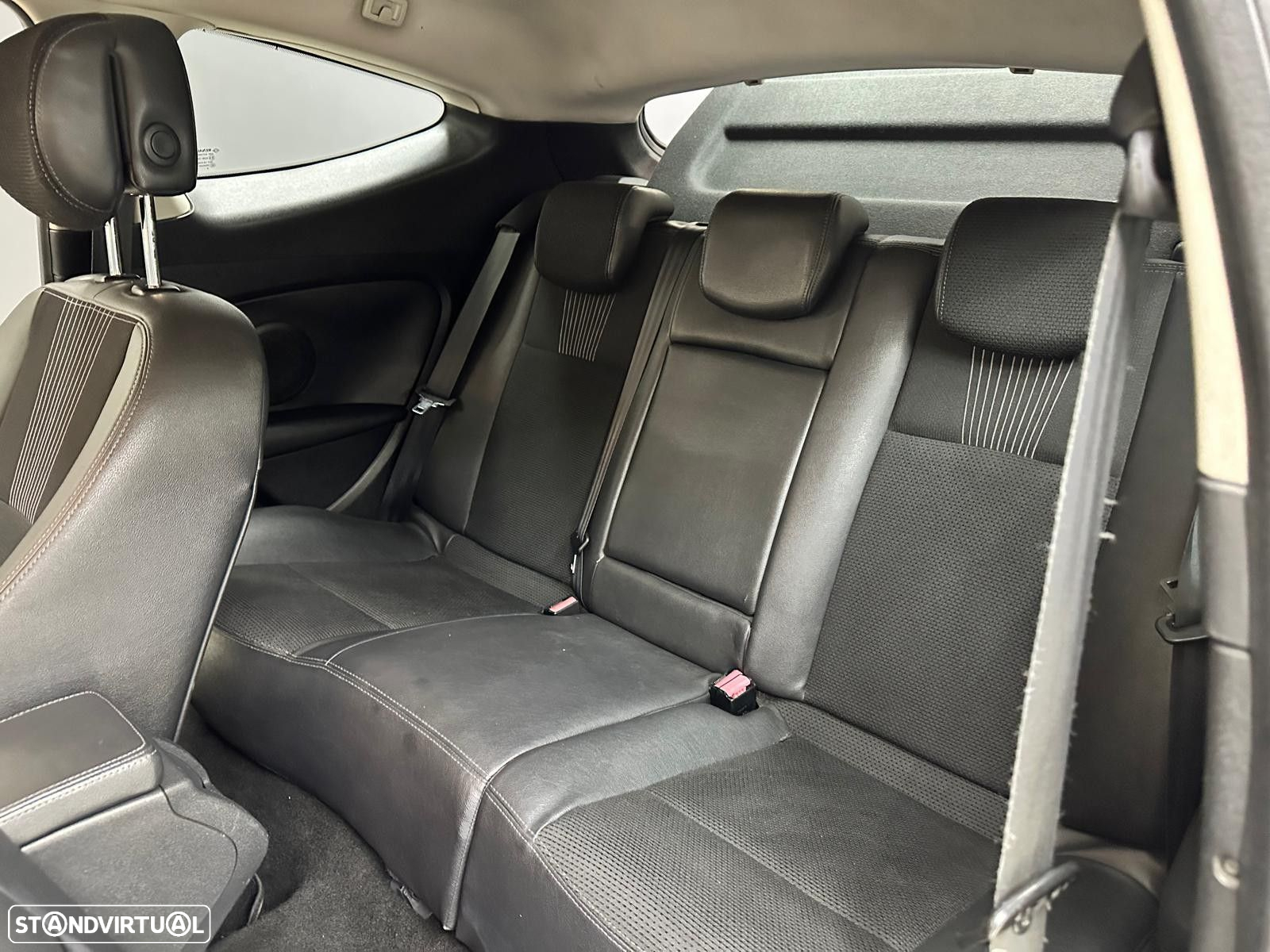 Renault Megane Coupe 1.5 dCi - 17