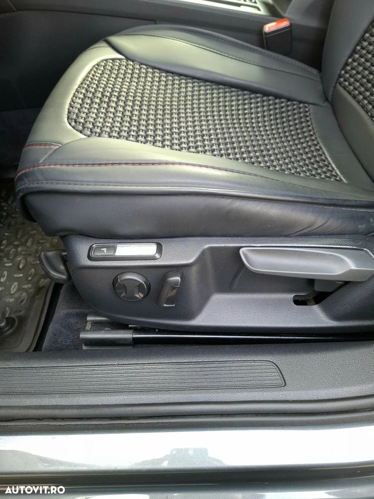 Volkswagen Passat 2.0 TDI DSG (BlueMotion Technology) Comfortline - 16