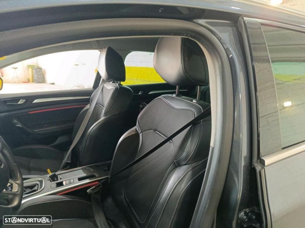 Renault Mégane Sport Tourer 1.5 Blue dCi Intens EDC - 3