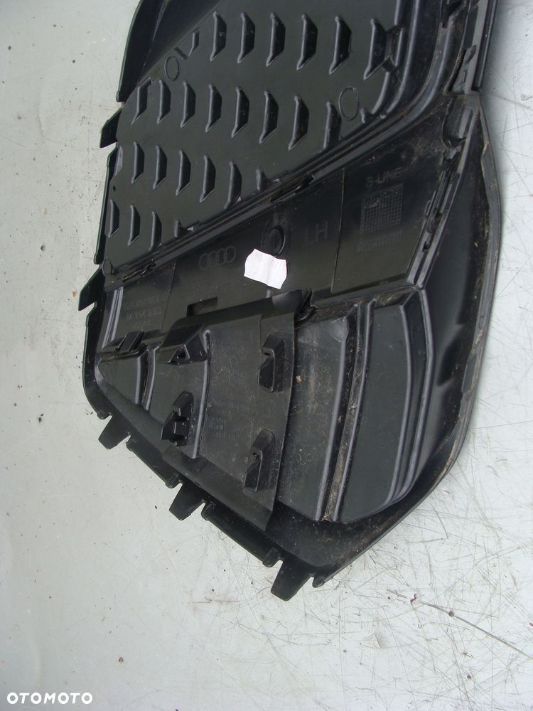 AUDI A1 S-LINE KRATKA LEWA ZDERZAKA 82A807681D - 4