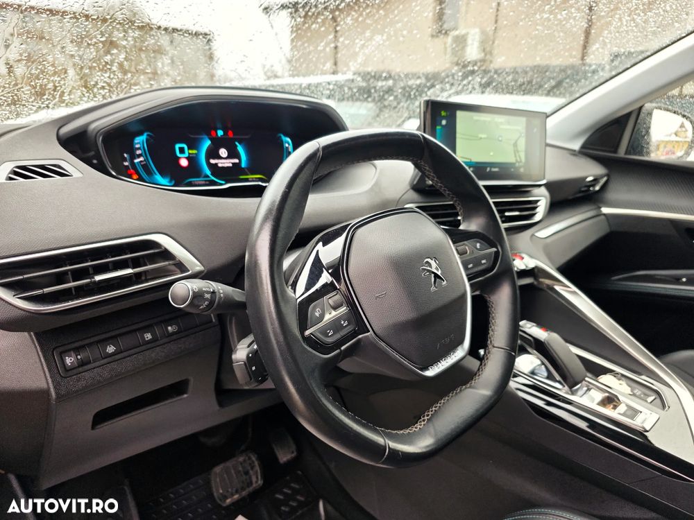 Peugeot 3008 225 e-EAT8 GT Pack - 24