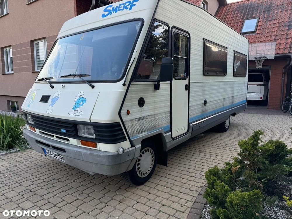 Peugeot J5 - 4