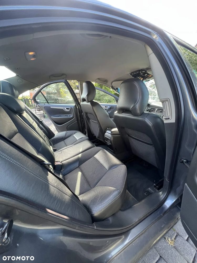Volvo S60 2.4 D5 - 9