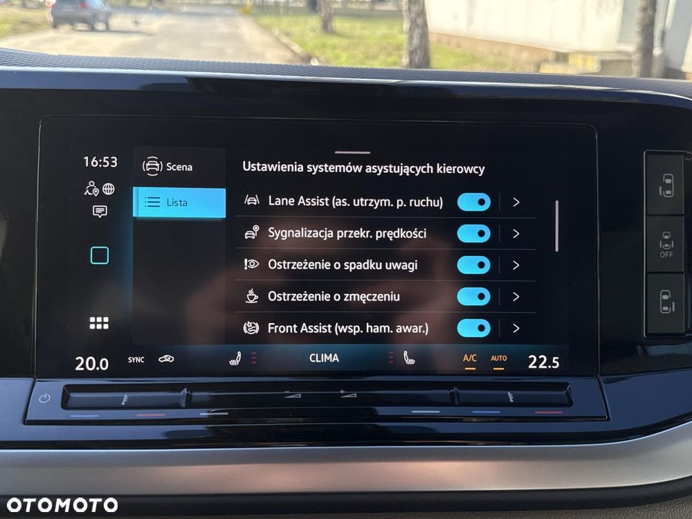 Volkswagen Multivan - 34