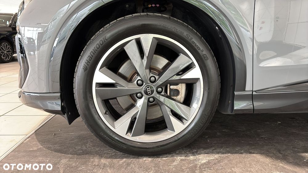 Audi Q4 e-tron - 19