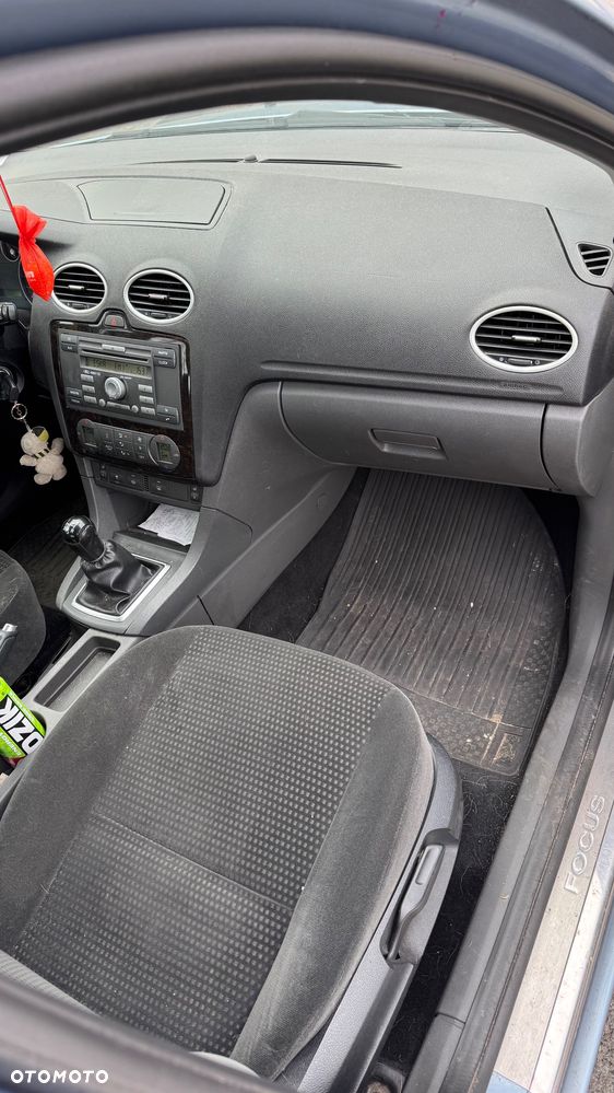 Ford Focus 1.6 TDCi Ambiente - 6