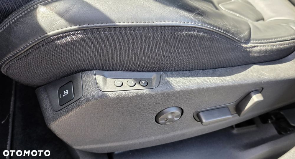 Peugeot 3008 1.5 BlueHDi GT Pack S&S EAT8 - 15