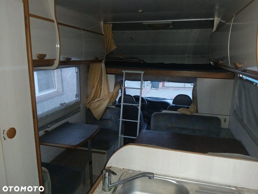 Ford Transit - 20