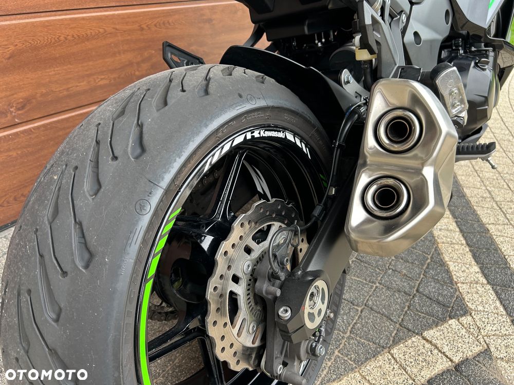 Kawasaki Z - 6