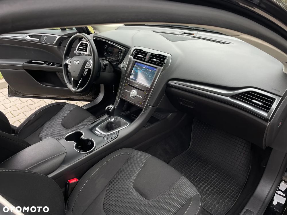 Ford Mondeo 2.0 EcoBlue Titanium - 11