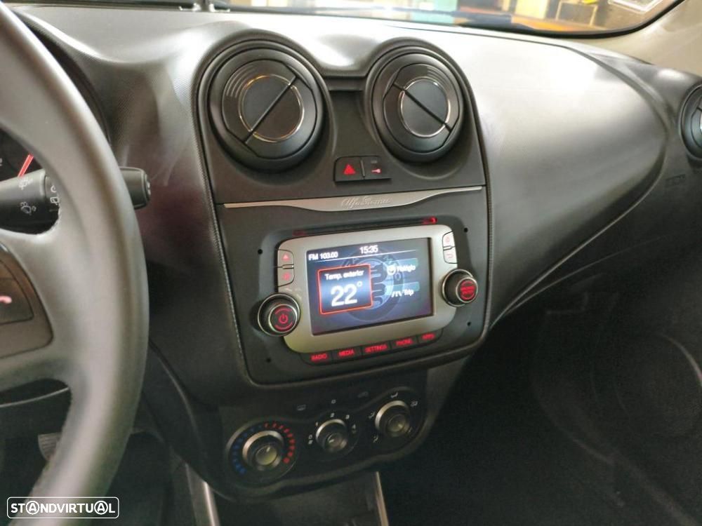 Alfa Romeo MiTo 0.9 T TwinAir Urban - 6