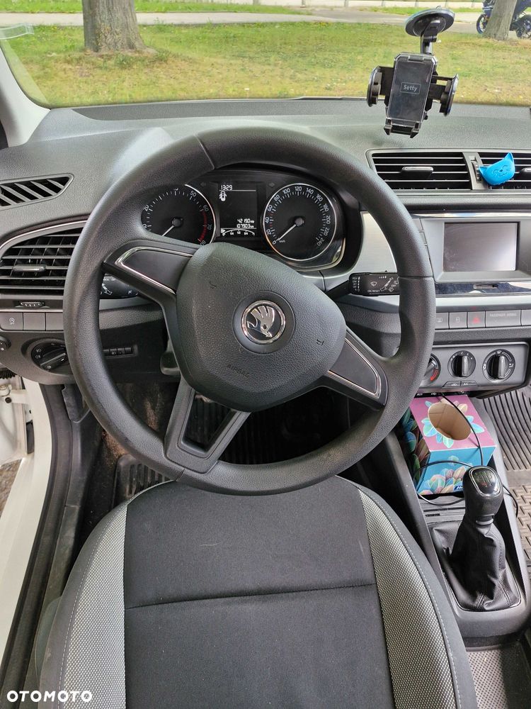 Skoda Fabia - 8