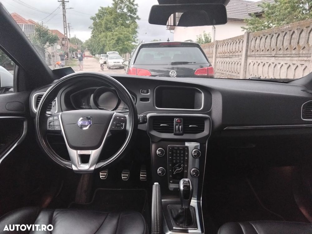 Volvo V40 D4 VEA R-Design - 5
