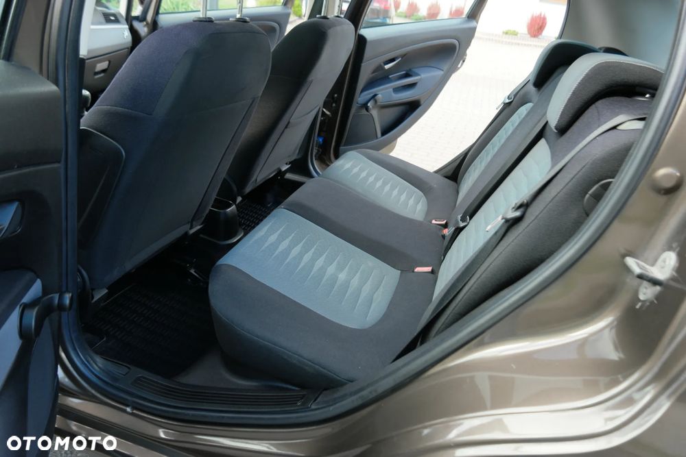 Fiat Grande Punto 1.4 8V Dynamic - 20