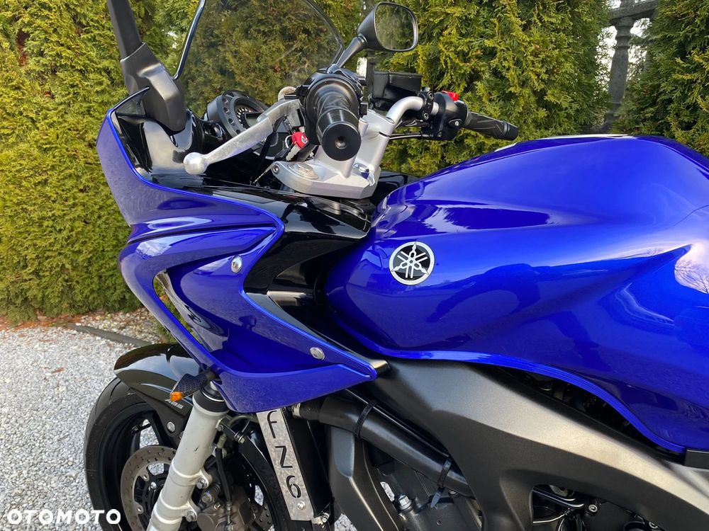 Yamaha FZ6 - 19