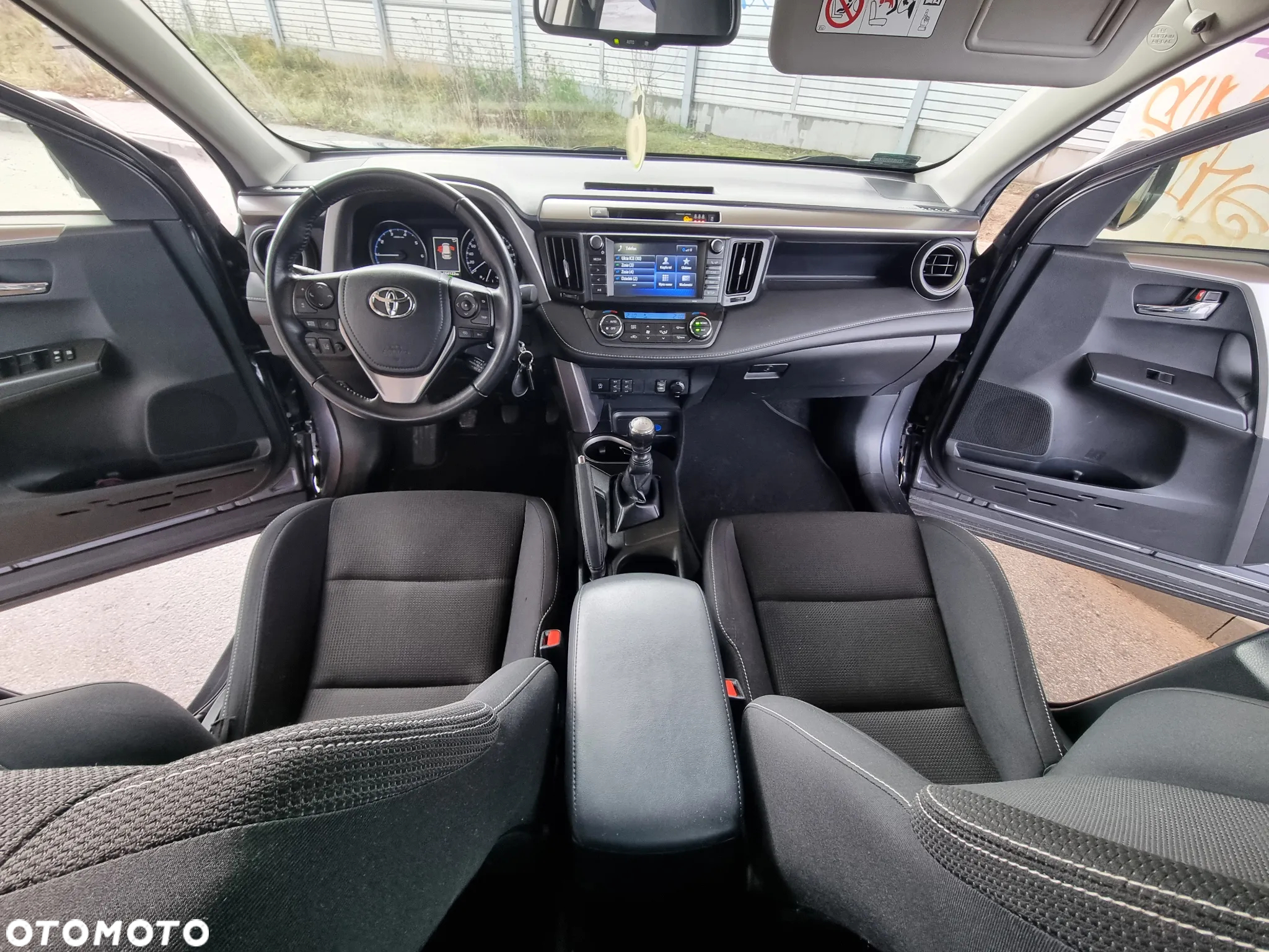 Toyota RAV4 2.0 D-4D Premium 4x2 - 7