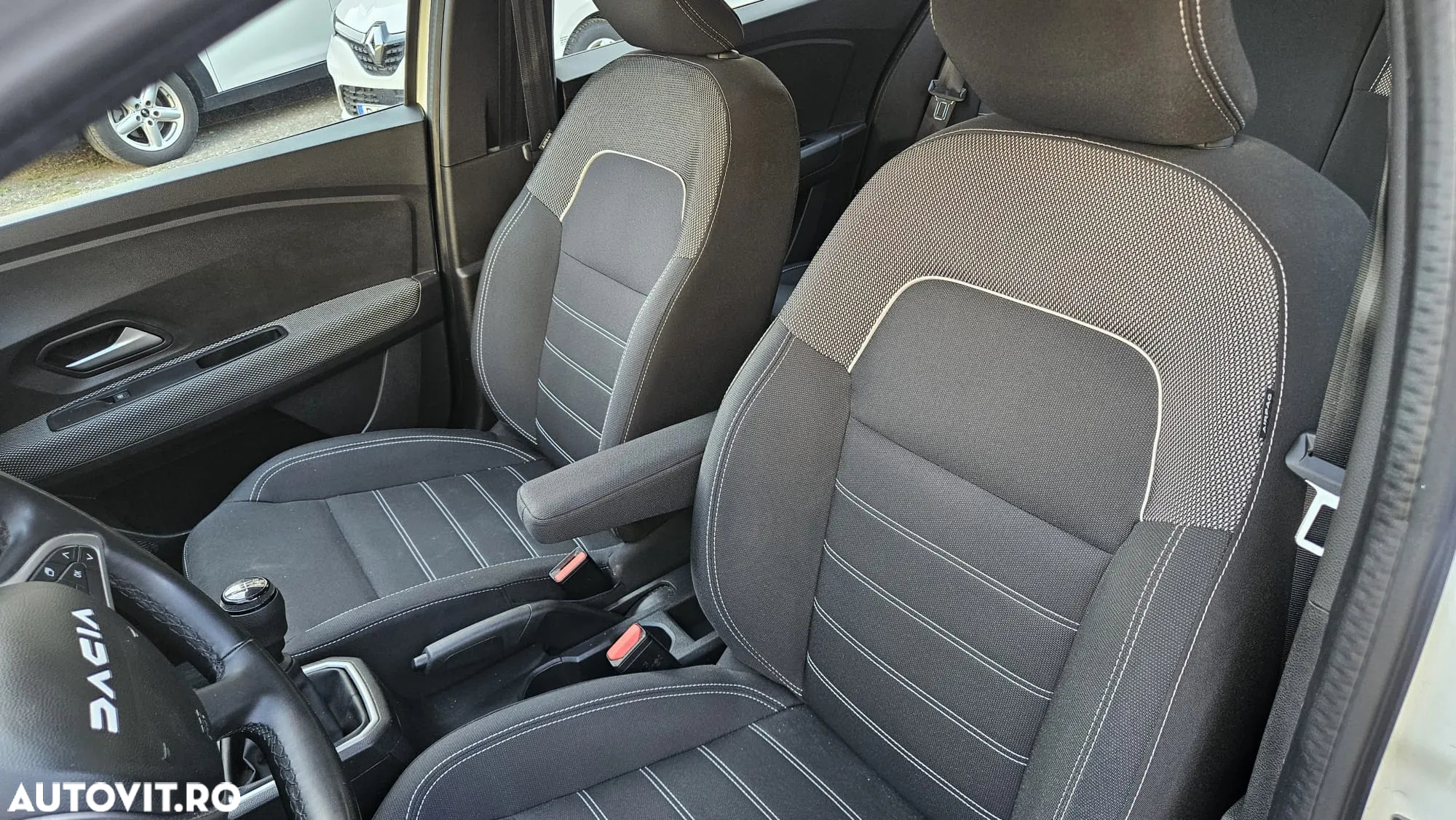 Dacia Logan ECO-G 100 MT6 Comfort - 10
