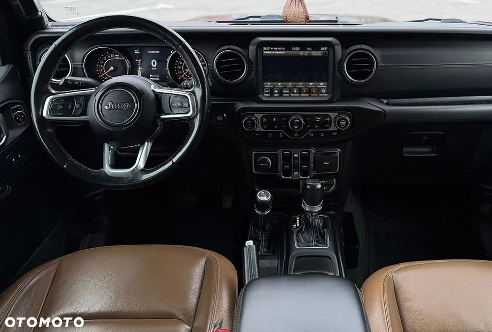 Jeep Wrangler - 9