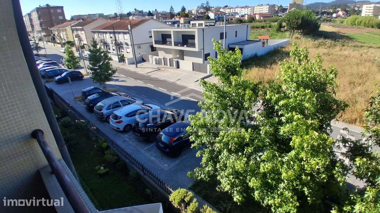 Apartamento T3 em Rio Tinto | Varanda | Garagem/Box | Próximo do Metro - Grande imagem: 2/17