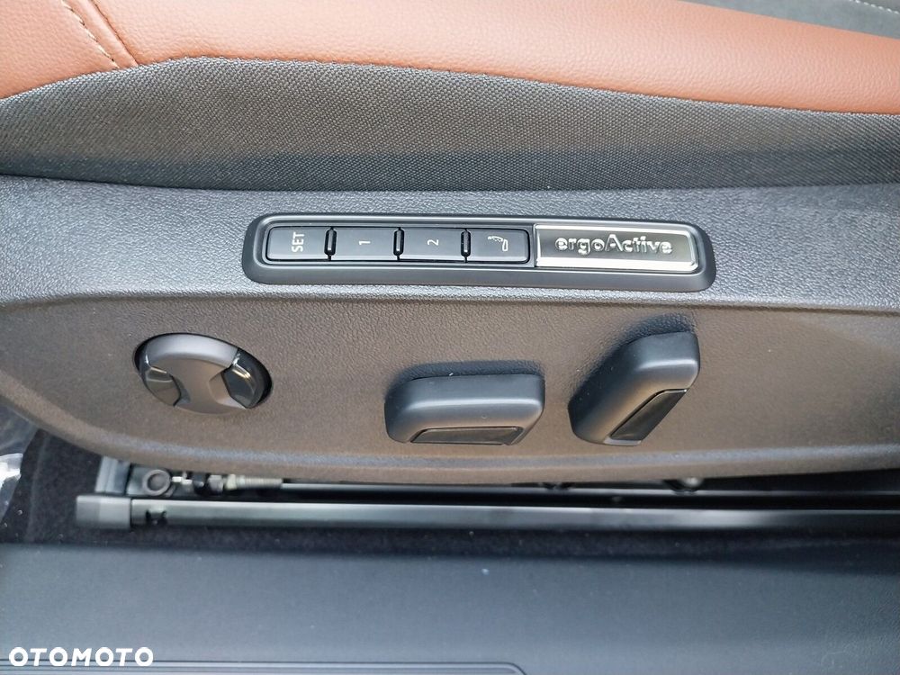 Volkswagen ID.5 52kWh Pure - 8