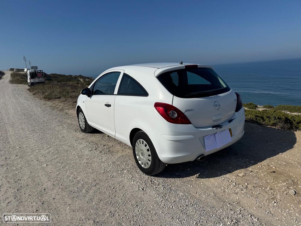 Opel Corsa 1.3 CDTi Enjoy EcoFLEX - 10