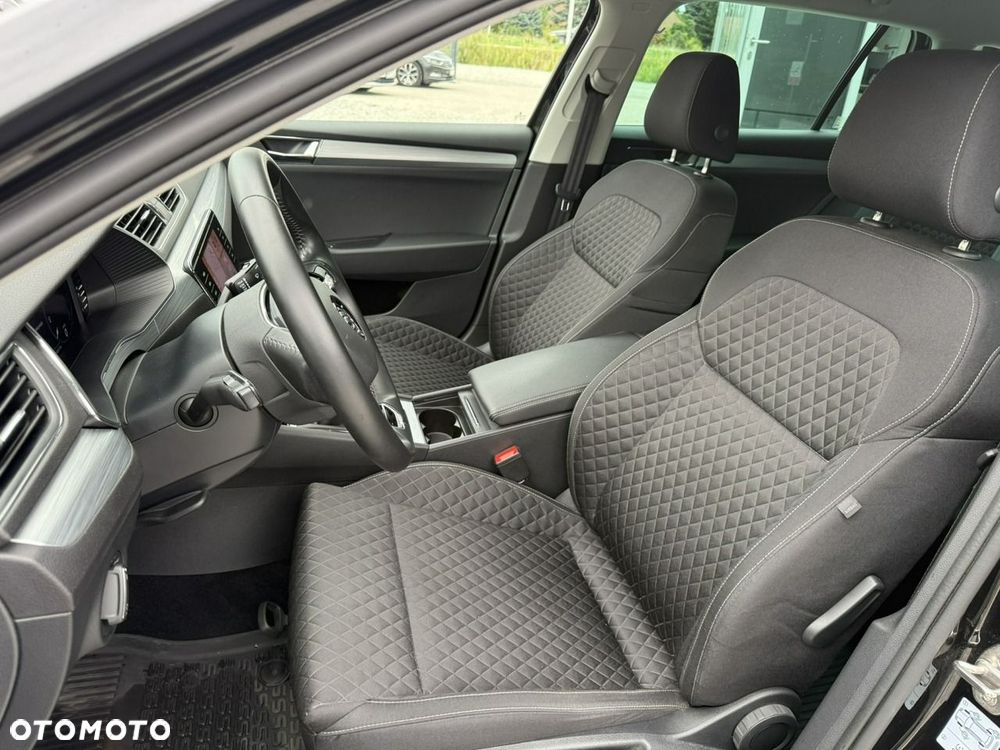 Skoda Superb 2.0 TDI SCR Ambition - 18