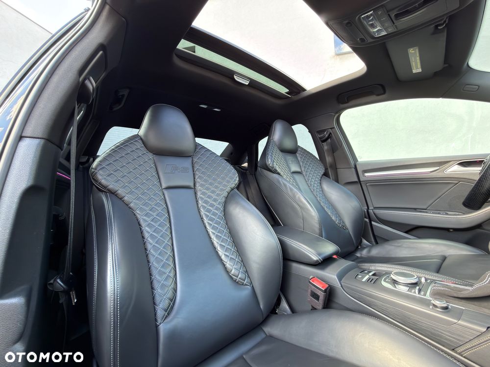 Audi S3 Limousine S tronic - 29