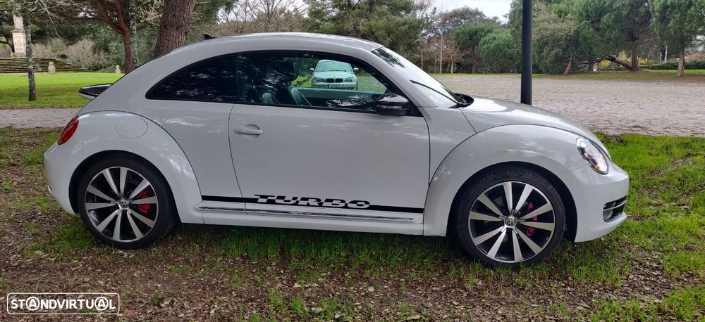 VW New Beetle 2.0 TSI Sport DSG - 2