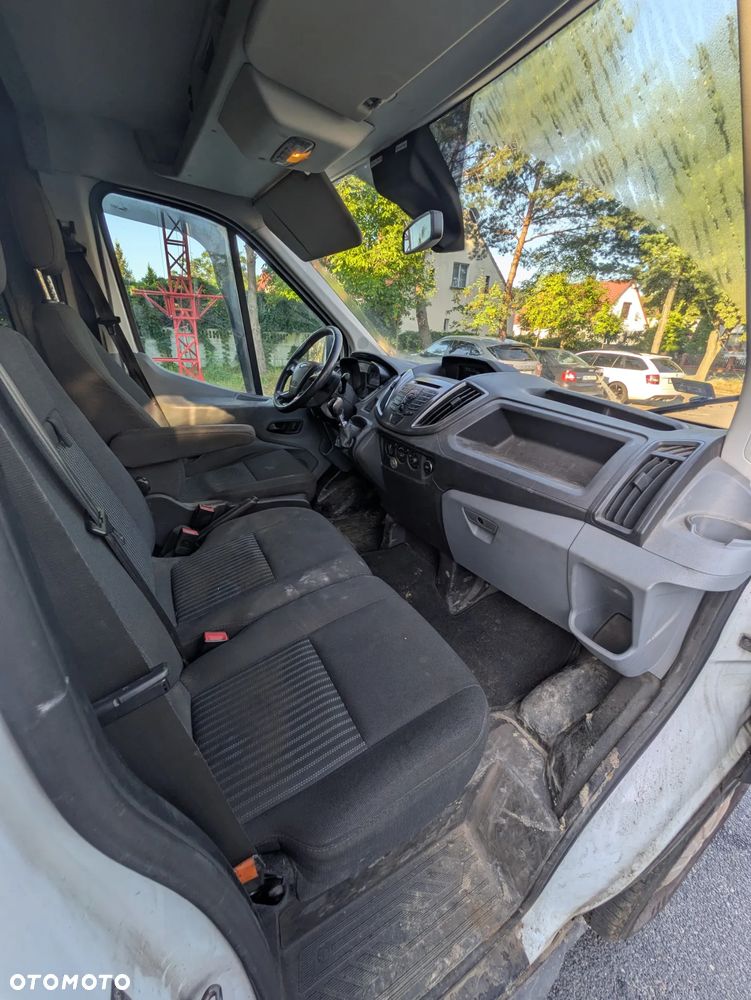 Ford Transit - 20