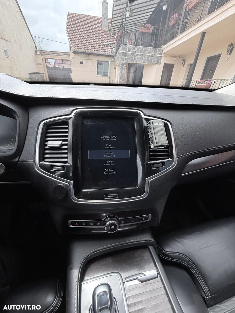 Volvo XC 90 - 12
