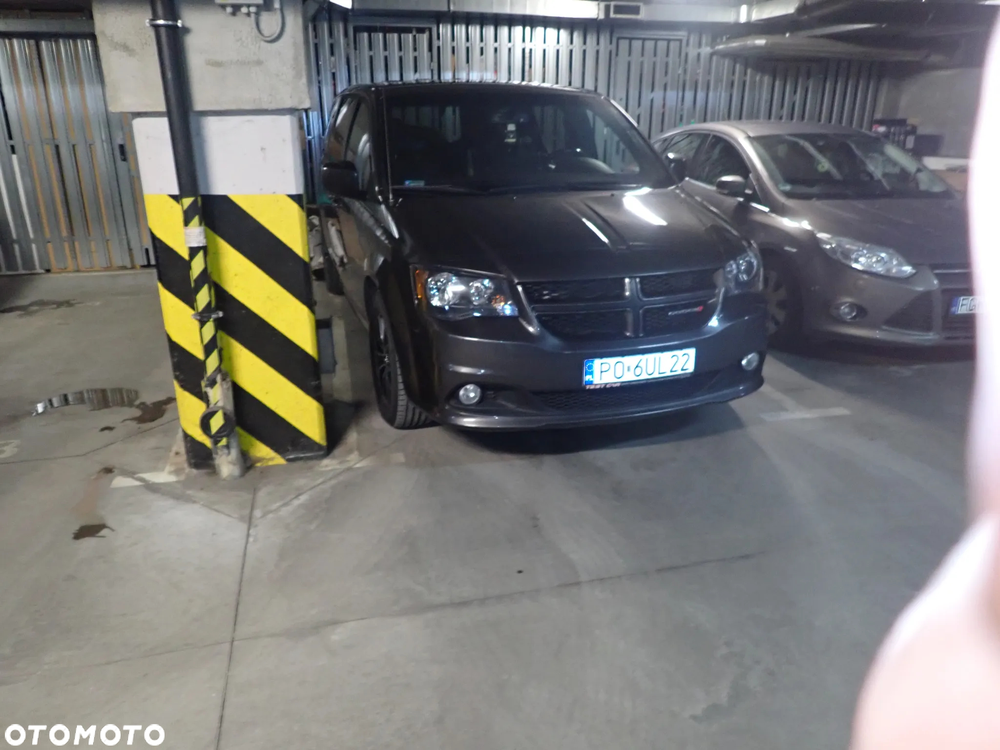 Dodge Grand Caravan - 36
