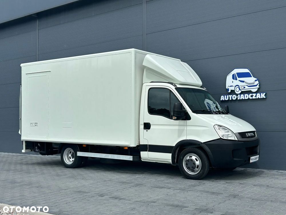 Iveco Daily 40C13 Kontener 8 palet + winda 750kg + drzwi boczne **Serwis**Sprowadzony**2011R** - 4