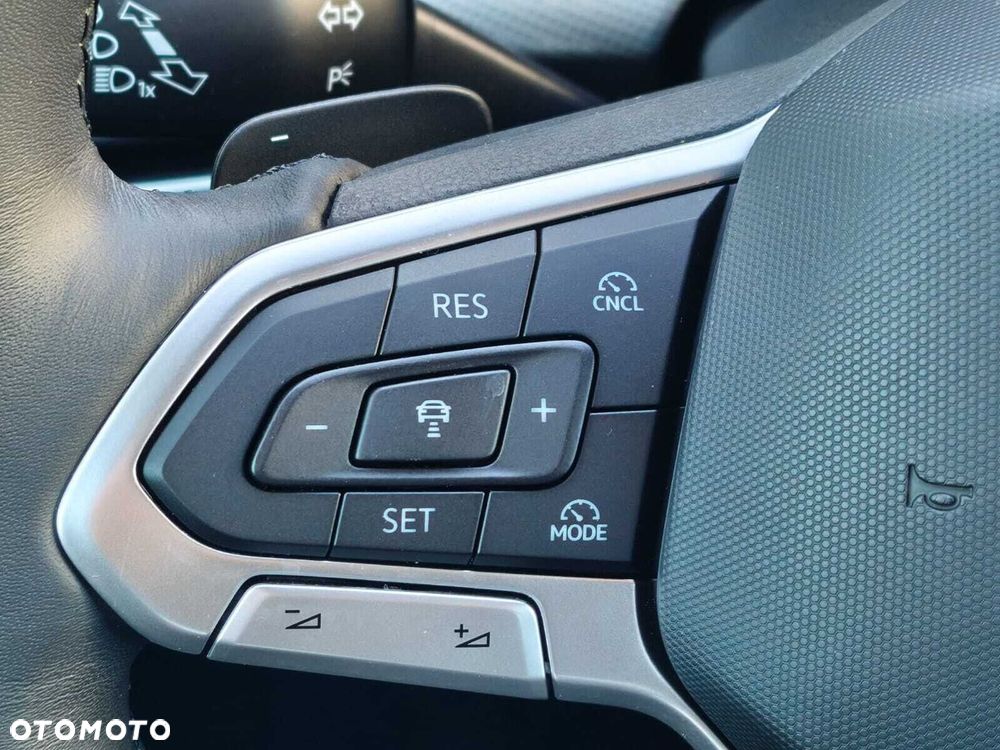 Volkswagen Golf Variant 1.5 eTSI mHEV Style DSG - 24