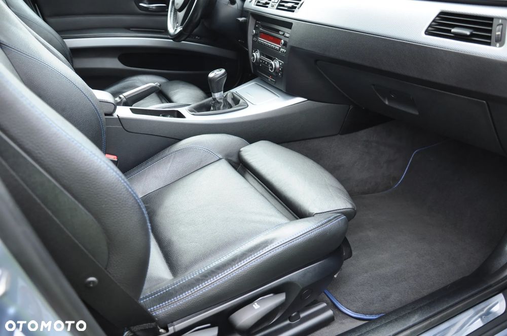 BMW Seria 3 320d - 24