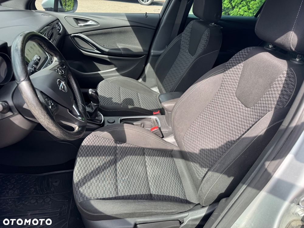 Opel Astra 1.6 D (CDTI) Dynamic - 22