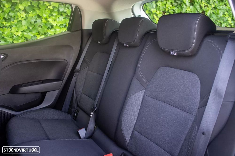 Renault Clio 1.6 E-Tech Intens - 12