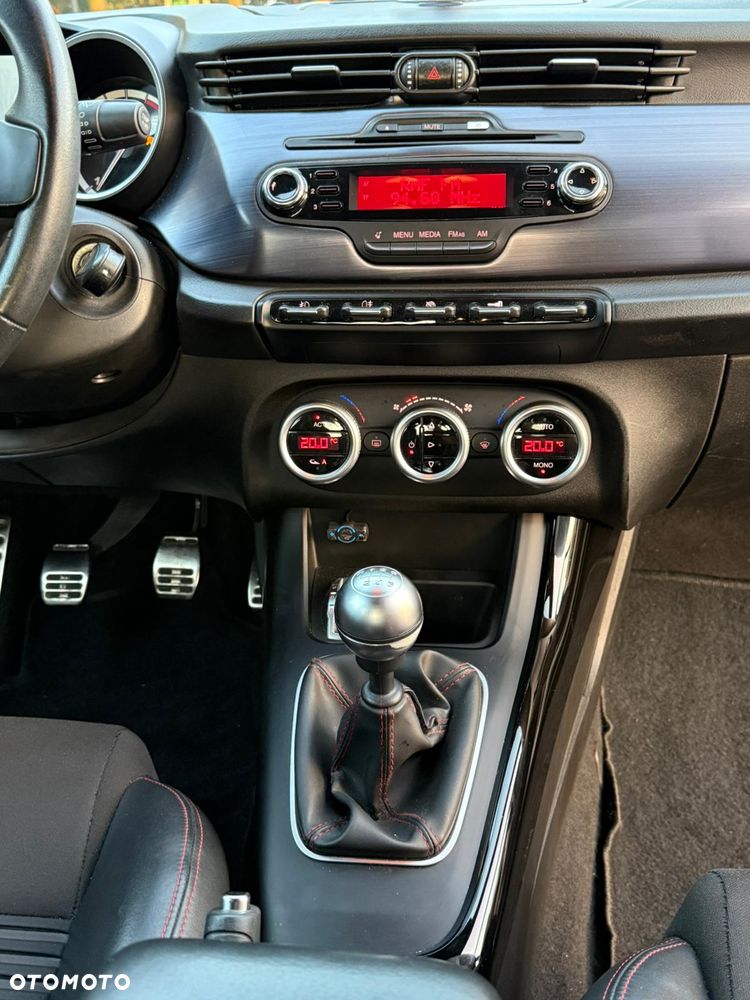 Alfa Romeo Giulietta 2.0 JTDM Progression - 12