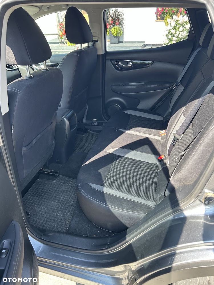 Nissan Qashqai 1.2 DIG-T N-Connecta EU6 - 11