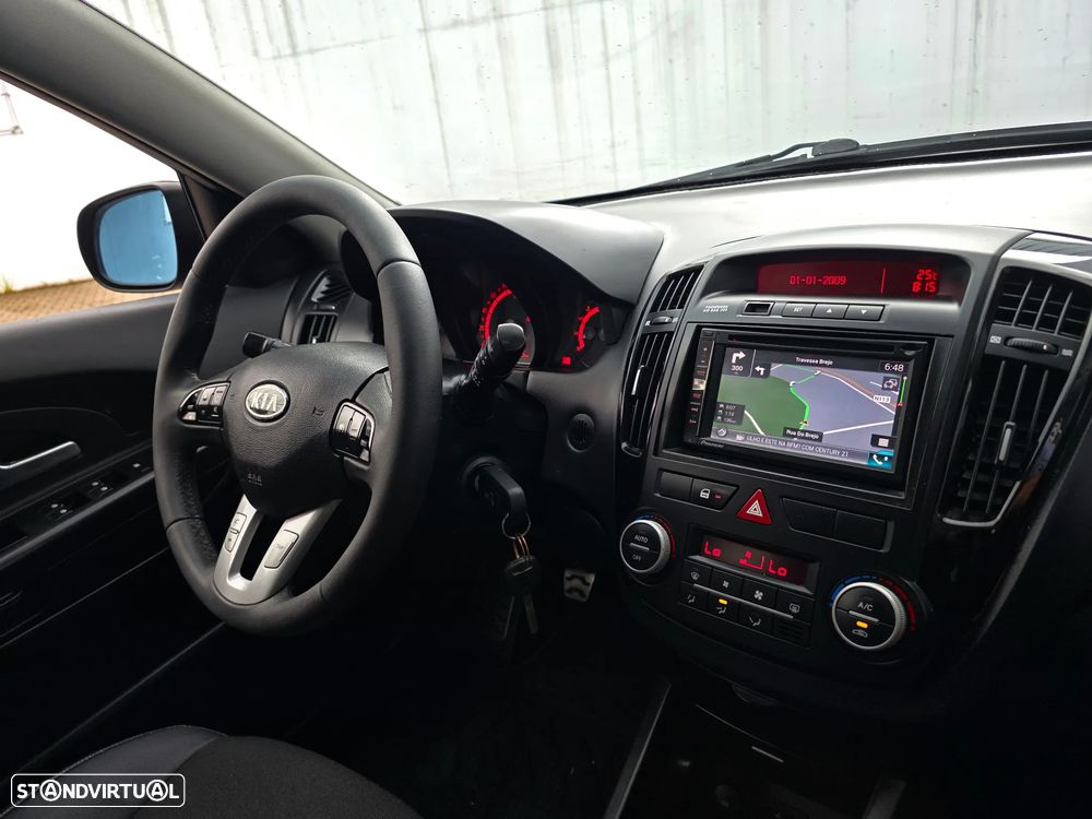 Kia Ceed SW 1.6 CRDi EX ISG - 46