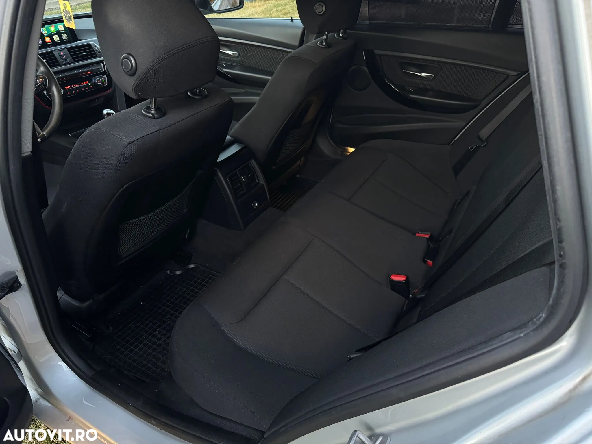 BMW Seria 3 320d Touring Aut. Advantage - 11