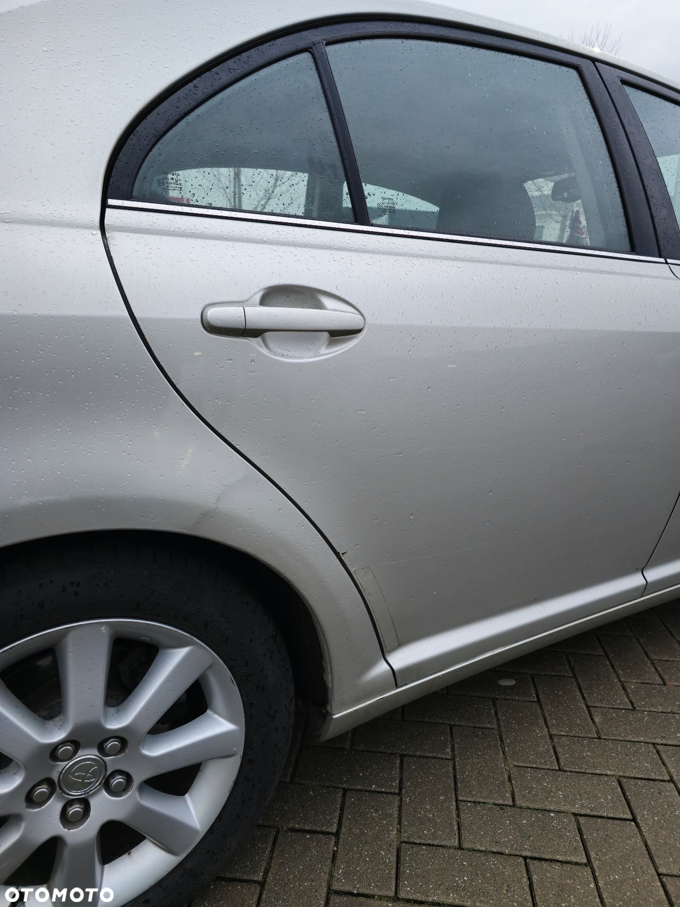 Toyota Avensis 2.0 D-4D - 9