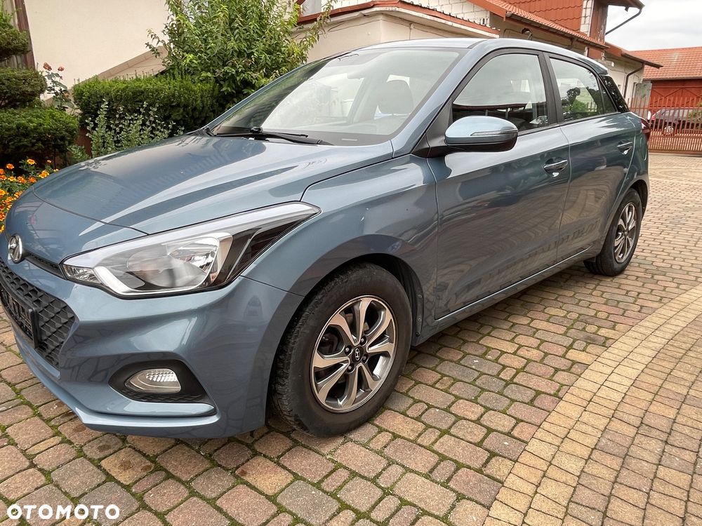 Hyundai i20 blue 1.2 Classic - 23