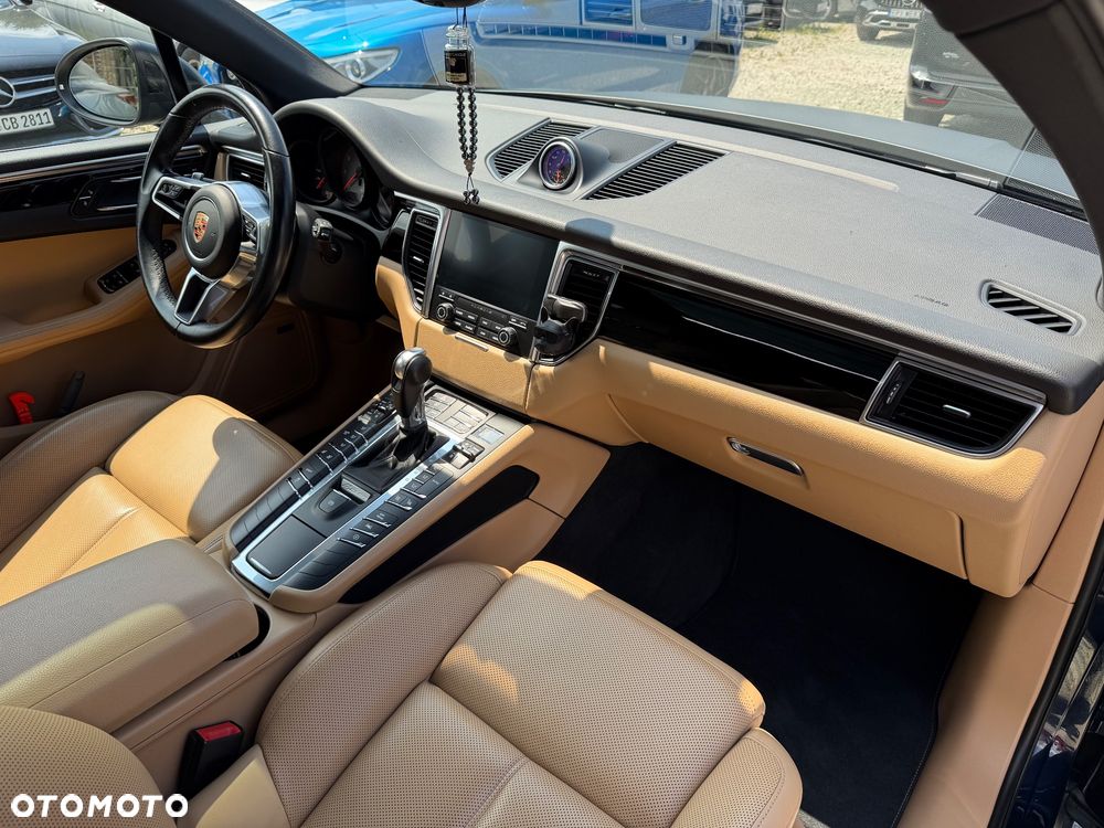 Porsche Macan S - 39