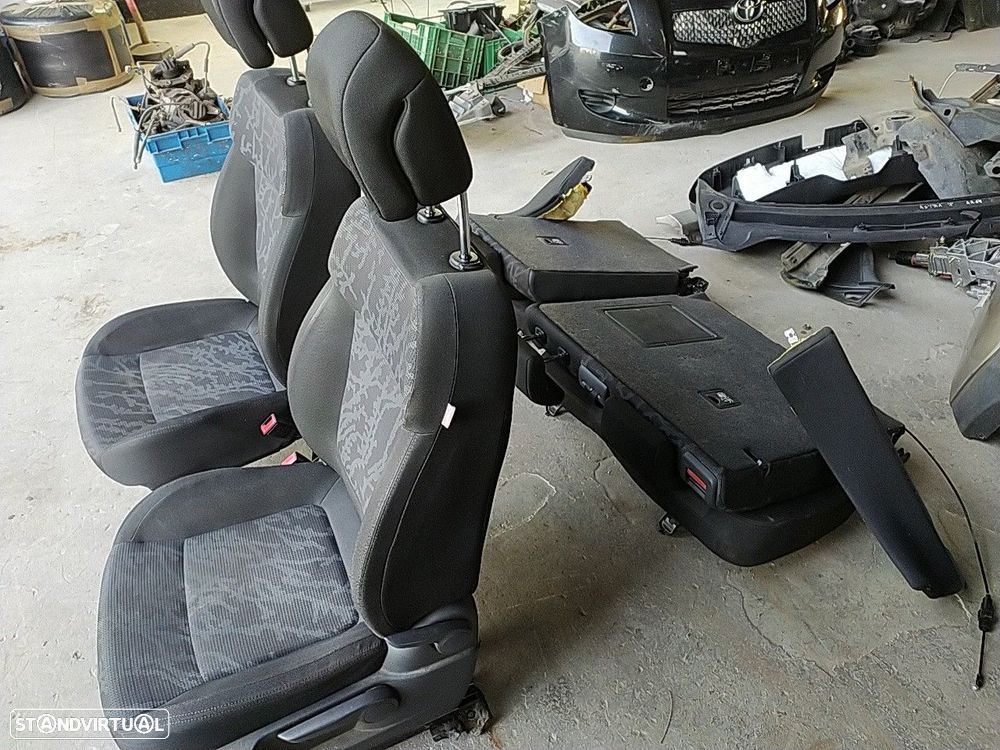 Conjunto De Bancos Peugeot 3008 Veículo Multiuso (0U_) - 6