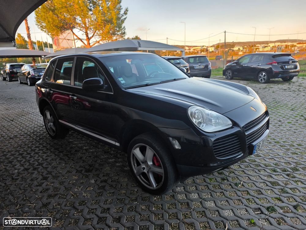 Porsche Cayenne Turbo - 8