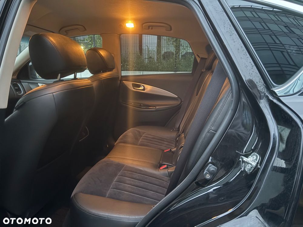 Infiniti EX EX30d - 17