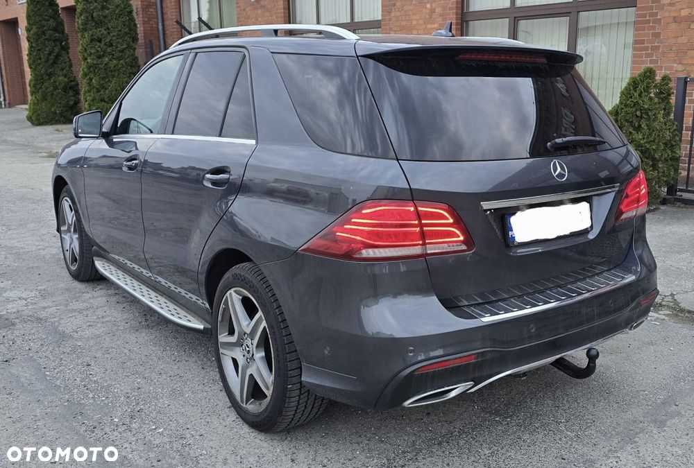 Mercedes-Benz GLE 250 d 4Matic 9G-TRONIC AMG Line - 5