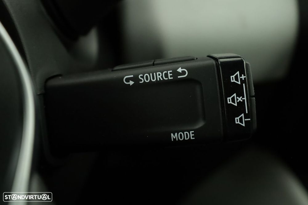 Renault Clio 1.0 TCe Techno CVT - 19