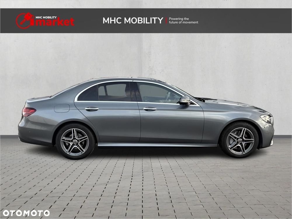 Mercedes-Benz Klasa E 300 d 4-Matic AMG/Avantgarde - 7