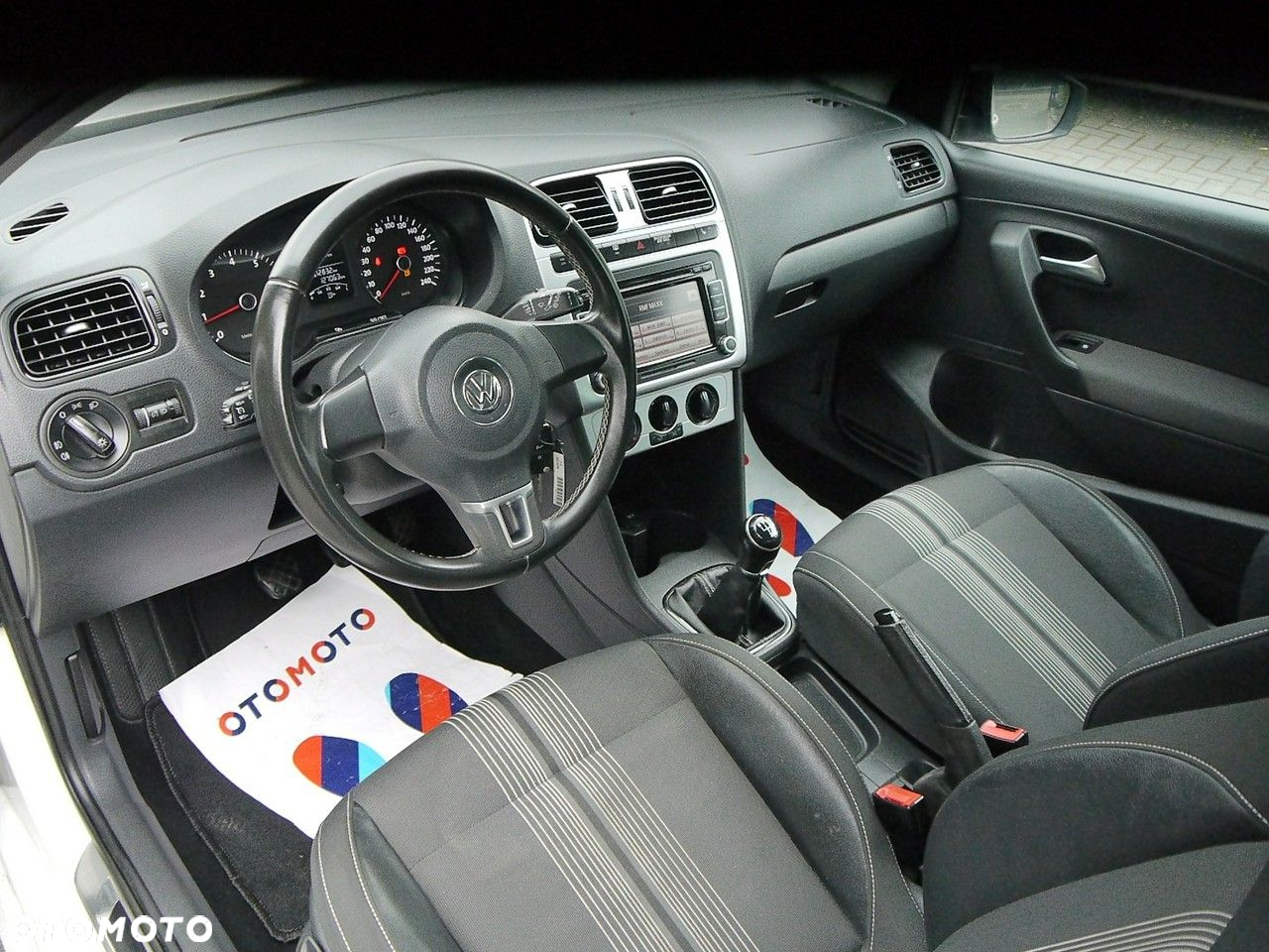Volkswagen Polo 1.2 MATCH - 22